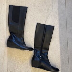 NWT Elegant Black Leather Knee-High Boots